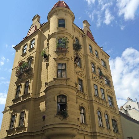 7Th Heaven Vienna Center Apartments المظهر الخارجي الصورة